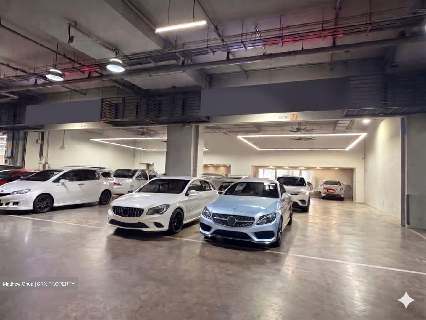 Carros Centre (D25), Factory #548767631
